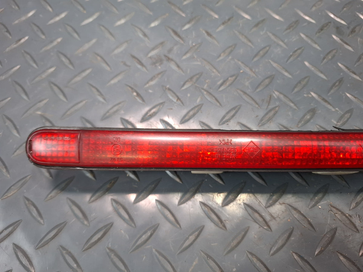 1999-2004 Porsche 911 996 Rear 3RD Third Center Brake Stop Light Lamp