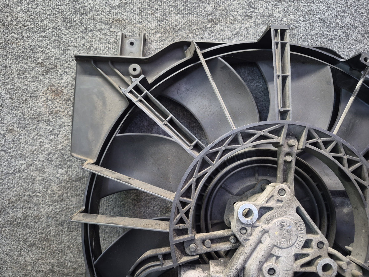 05-06 Dodge RAM SRT10 Engine Hydraulic Cooling Fan Motor Shroud 05290438AF OEM