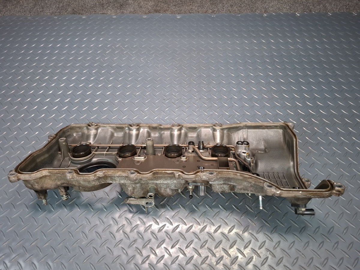08-16 Lexus LS600HL UVF46 2URFSE Right Engine Cylinder Head Valve Cover OEM
