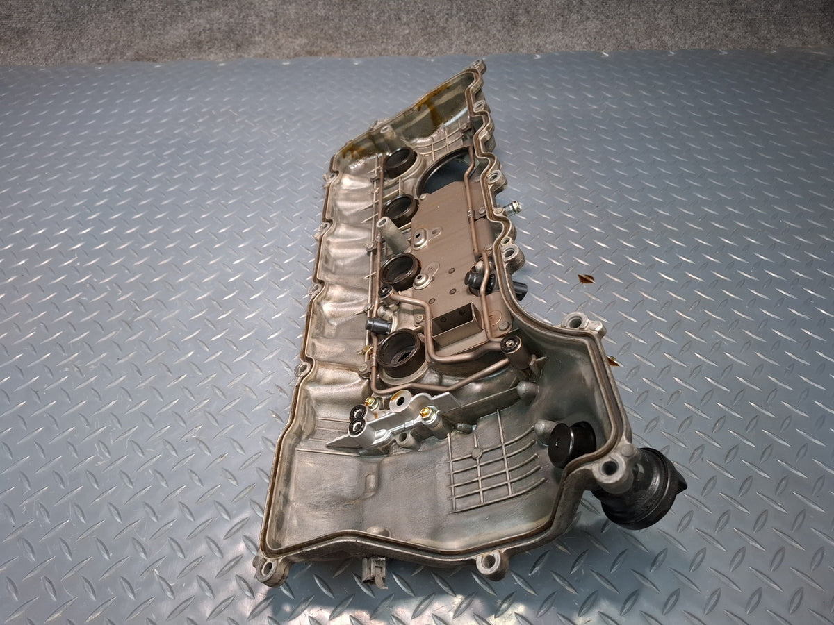 08-16 Lexus LS600HL UVF46 2URFSE Left Engine Cylinder Head Valve Cover OEM