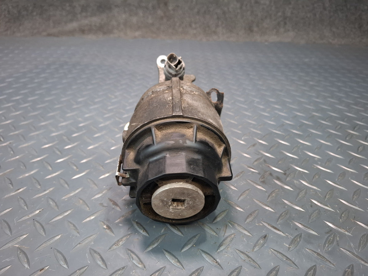 08-16 Lexus UVF46L LS600hL 5.0L 2URFSE AWD Engine Motor Oil Filter Housing OEM