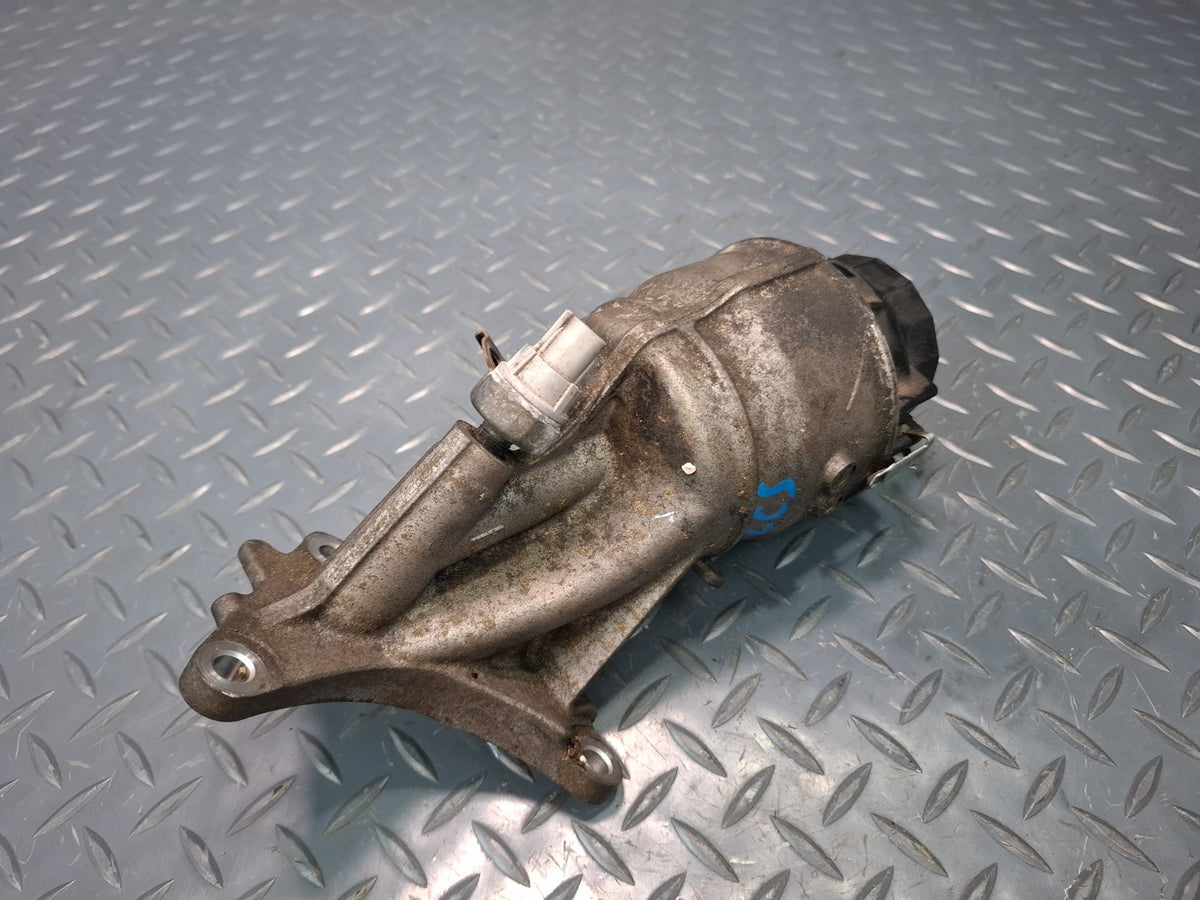 08-16 Lexus UVF46L LS600hL 5.0L 2URFSE AWD Engine Motor Oil Filter Housing OEM