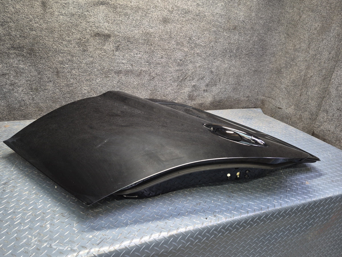 17-25 Alfa Romeo Giulia Rear Left Side Door Shell Panel w Glass Black OEM