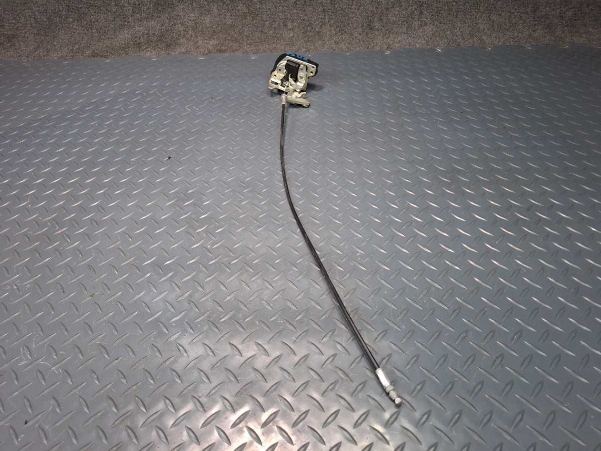 2003-2007 Lexus UZJ100L LX470 Rear Left & Right Trunk Lock Latch Handle Set of 2