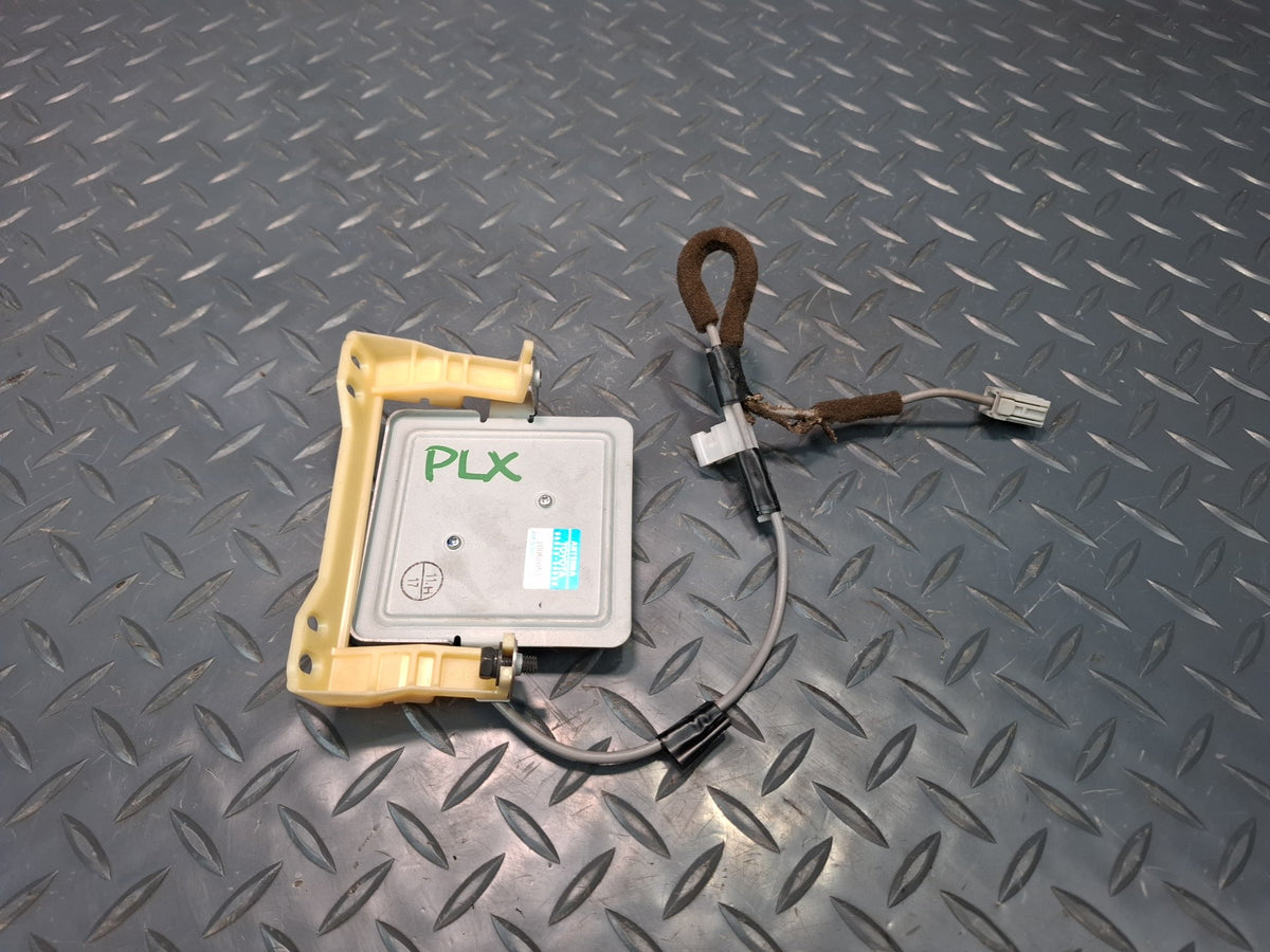 2003-2007 Lexus UZJ100L LX470 Navigation Antenna Control Module 86860-60080