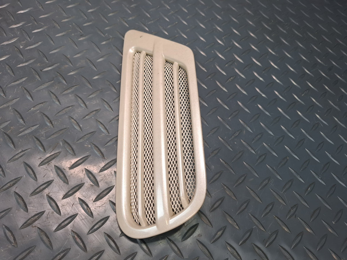 1998-2007 Lexus UZJ100L LX470 Rear Left Right Side Quarter Vent Trim Grille Set
