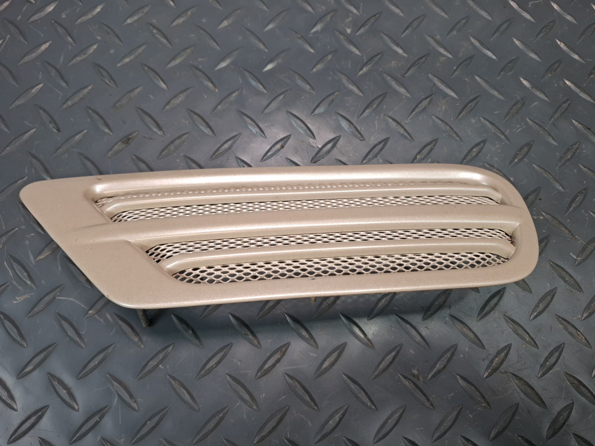 1998-2007 Lexus UZJ100L LX470 Rear Left Right Side Quarter Vent Trim Grille Set
