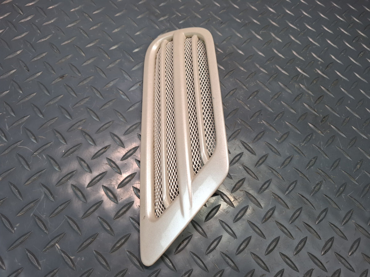 1998-2007 Lexus UZJ100L LX470 Rear Left Right Side Quarter Vent Trim Grille Set