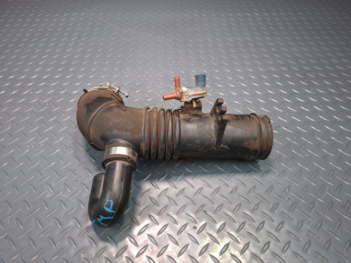 00-05 Toyota MR2 Spyder ZZW30L Air Intake Hose Duct Pipe Line 17894-11050 OEM