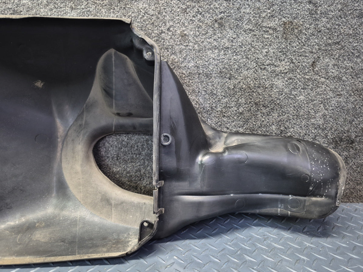 1999-2001 Porsche 911 996 Left Engine Radiator Air Duct Guide 99657552100