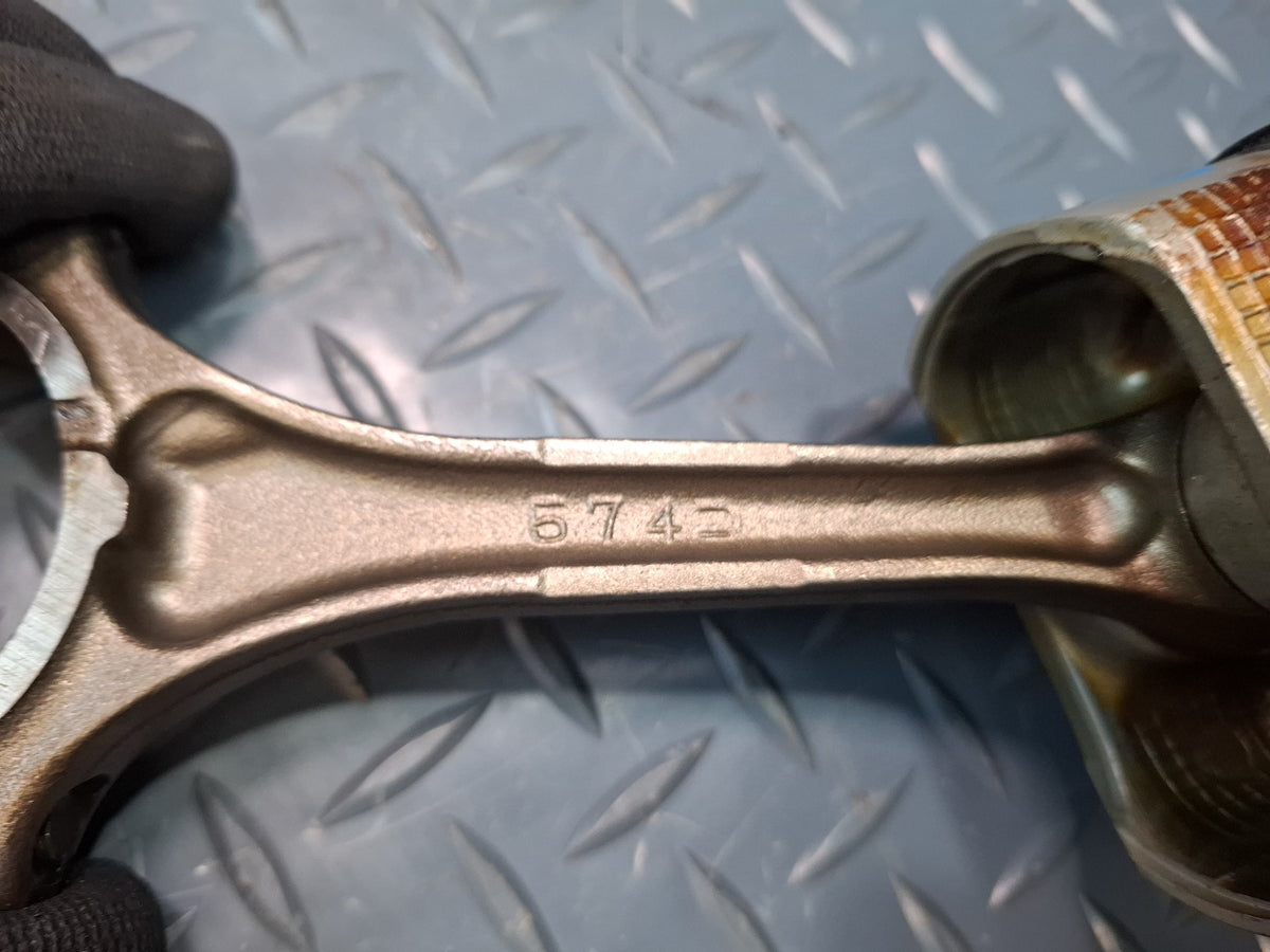00-05 Toyota ZZW30L MR2 Spyder 1.8L 1ZZFE Set of 4 Engine Piston Connecting Rod