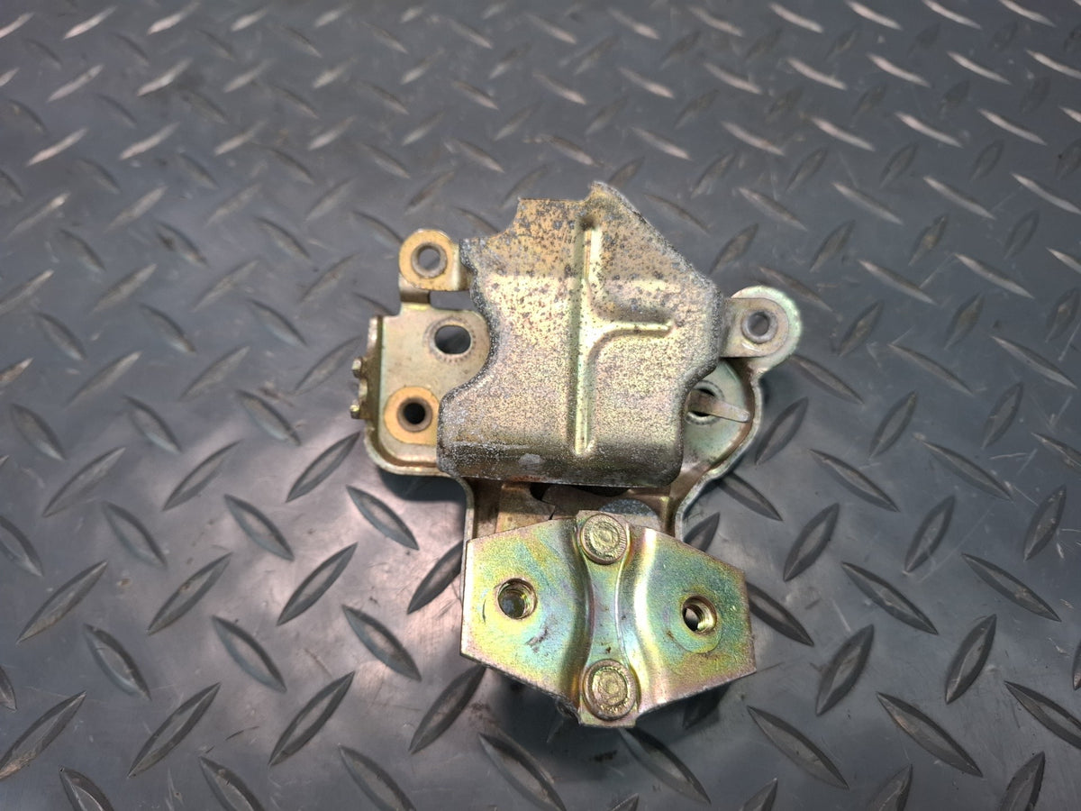 82-85 Toyota Celica RA65 Coupe Convertible Rear Trunk Lid Lock Latch Catch Set