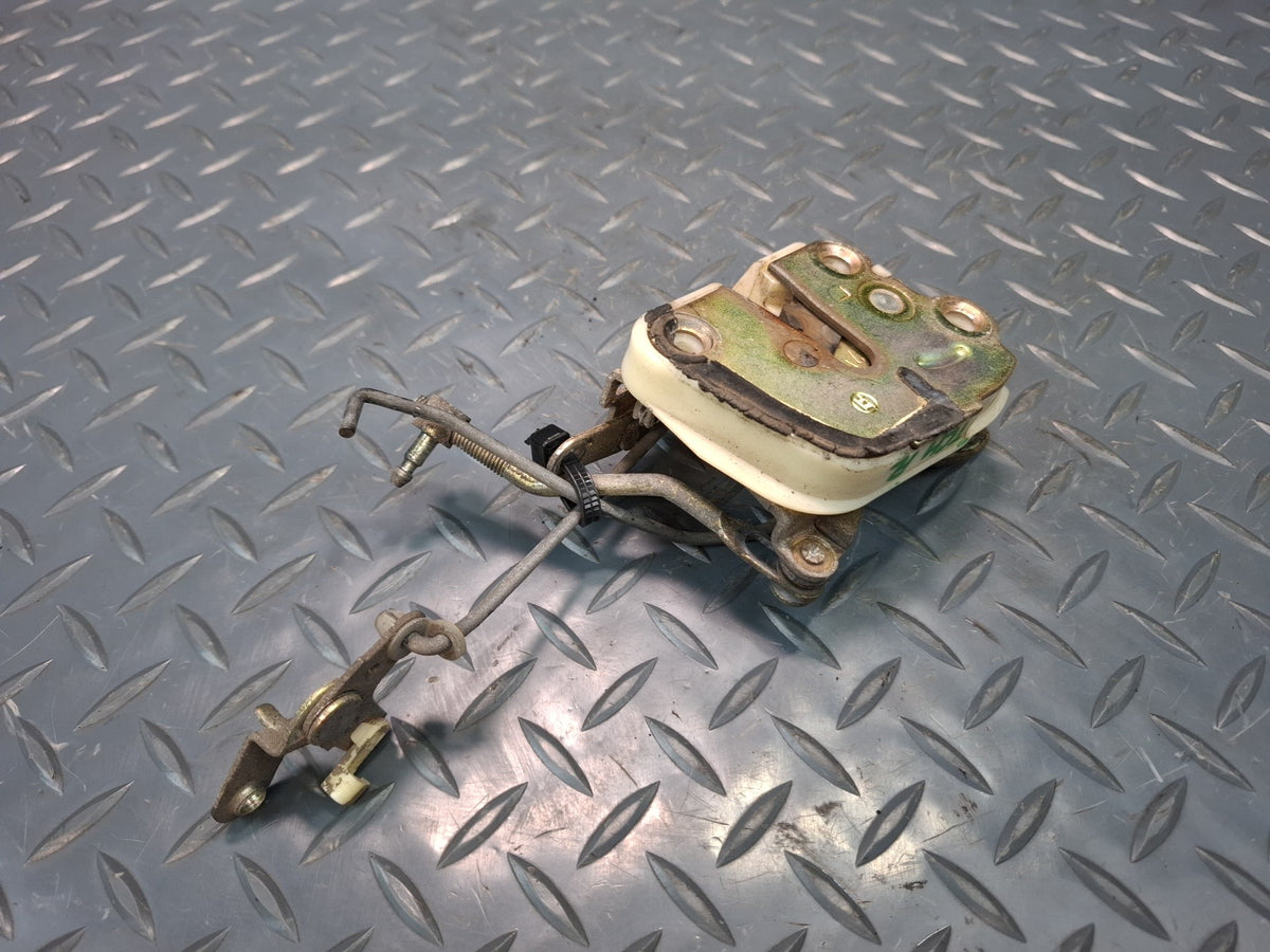 82-85 Toyota Celica RA65 Left Door Manual Lock Latch Actuator OEM