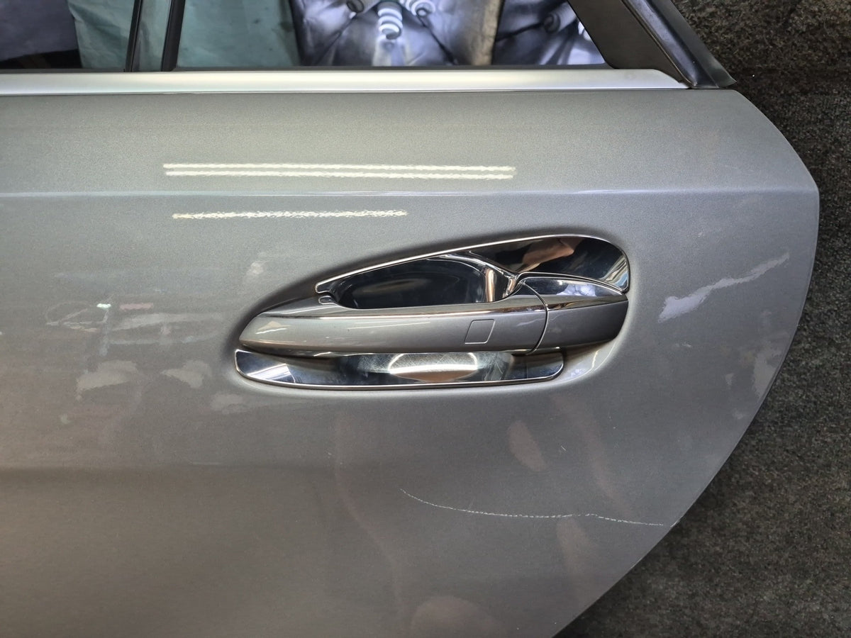 2012-2019 Mercedes W166 GLE ML Rear Left Side Door Shell Panel W/ Glass
