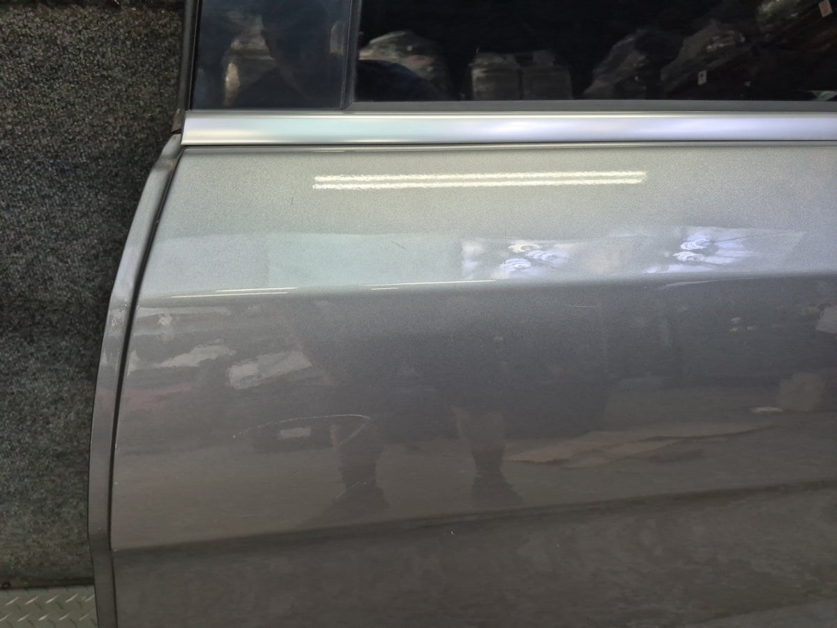 2012-2019 Mercedes W166 GLE ML Rear Left Side Door Shell Panel W/ Glass