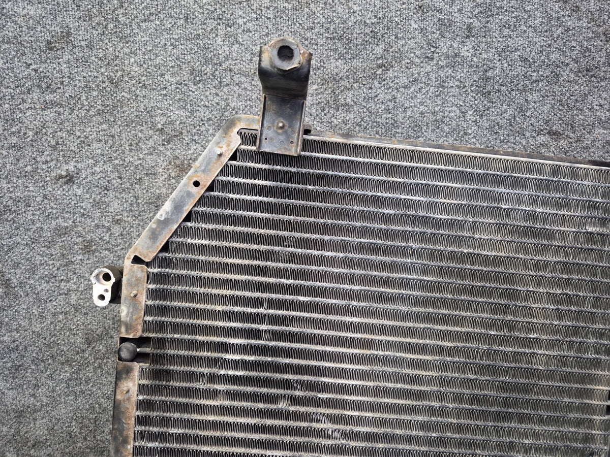 93-95 Toyota Hiace KZH106W 1KZ-TE A/C Condenser w Cooling Fan Motor & Shroud OEM