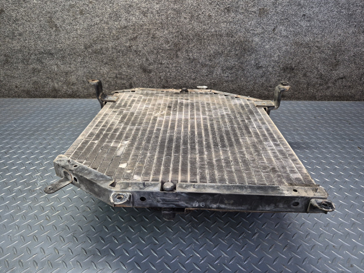 93-95 Toyota Hiace KZH106W 1KZ-TE A/C Condenser w Cooling Fan Motor & Shroud OEM