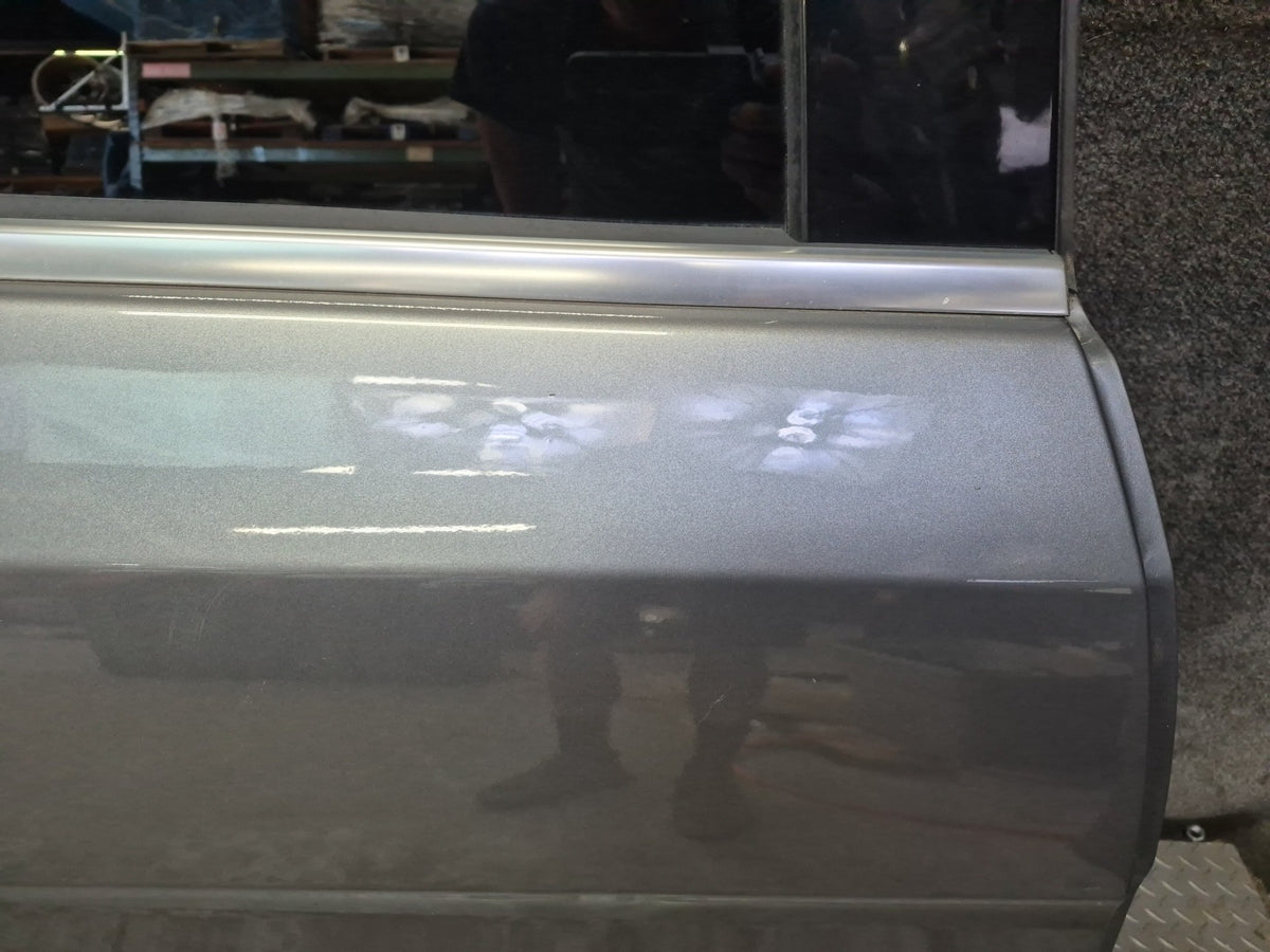2012-2019 Mercedes W166 GLE ML Rear Right Side Door Shell Panel W/ Glass