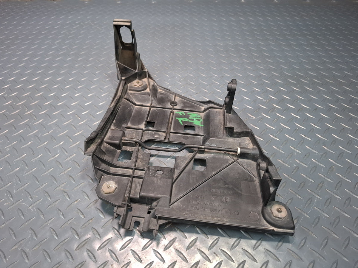 99-04 Porsche 911 996 Front Right Headlight Mount Bracket Support 99663104200
