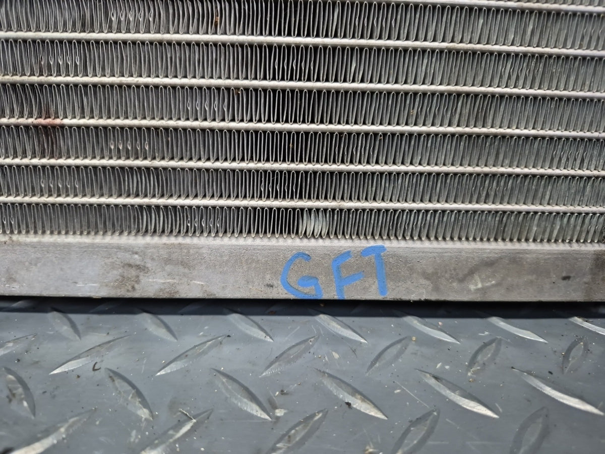02-05 Ford Thunderbird Engine Cooling Radiator Damaged