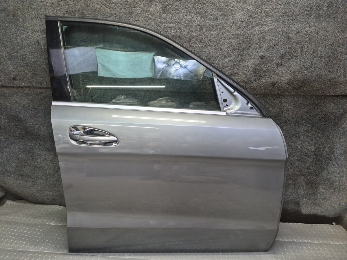 2012-2019 Mercedes W166 GLE ML Front Right Side Door Shell Panel W/ Glass