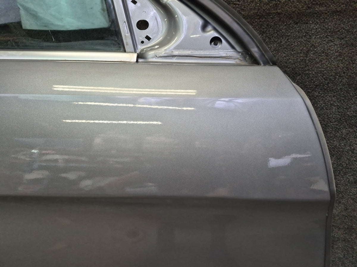 2012-2019 Mercedes W166 GLE ML Front Right Side Door Shell Panel W/ Glass