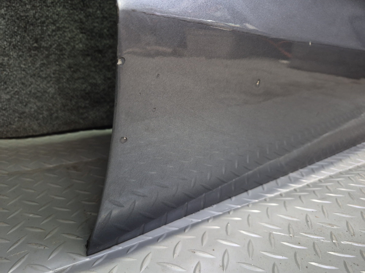 2012-2019 Mercedes W166 GLE ML Front Right Side Door Shell Panel W/ Glass
