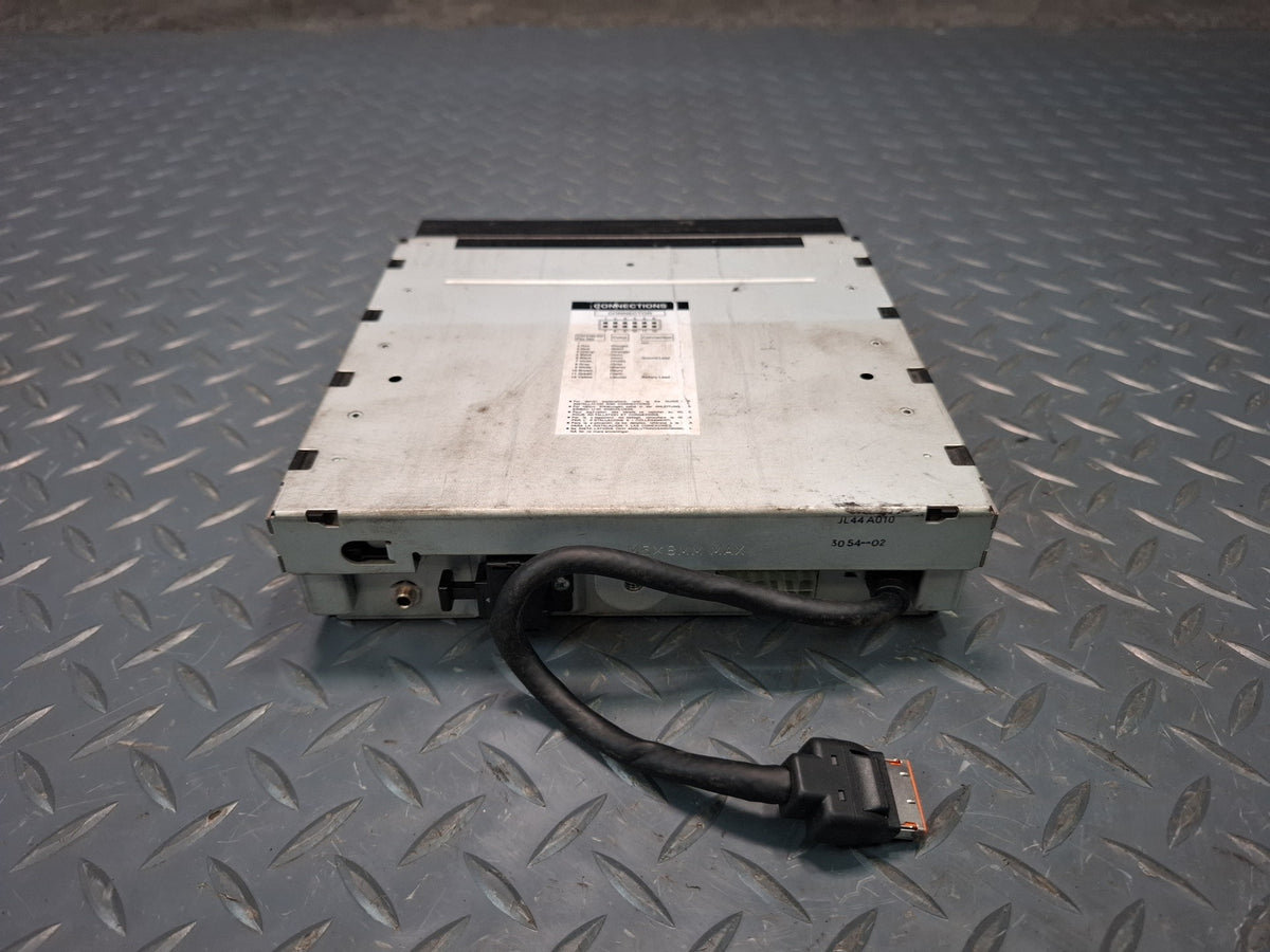 Apline IVA-D900 Radio CD Player Receiver