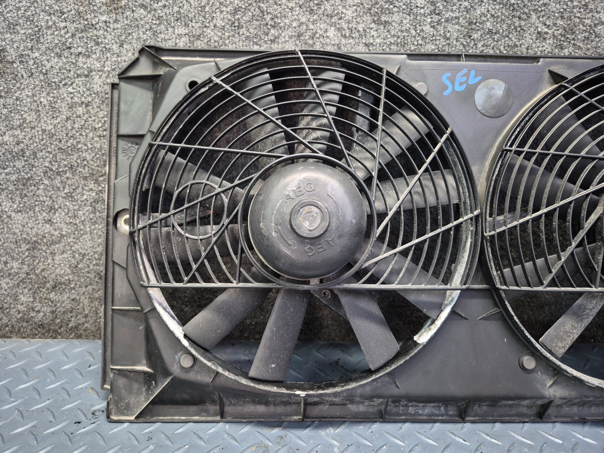 96-98 Mercedes R129 SL500 Engine Radiator Cooling Fan Motor w Shroud OEM
