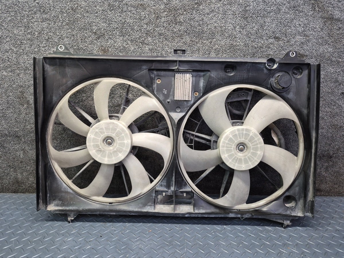 08-17 Lexus UVF46L LS600hL LS460 AWD Engine Radiator Cooling Fan Shroud Damaged