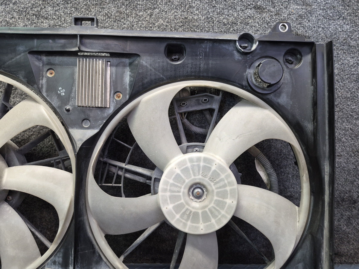 08-17 Lexus UVF46L LS600hL LS460 AWD Engine Radiator Cooling Fan Shroud Damaged