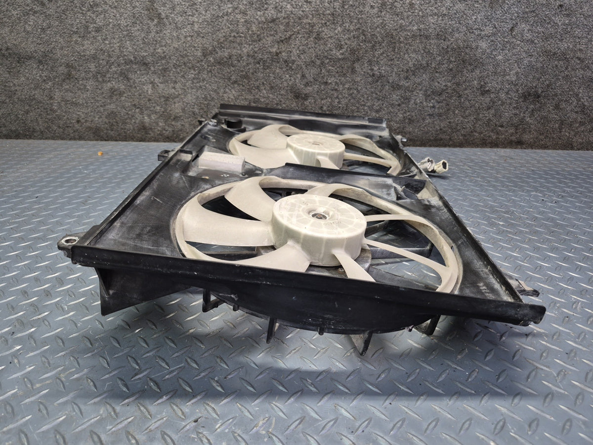 08-17 Lexus UVF46L LS600hL LS460 AWD Engine Radiator Cooling Fan Shroud Damaged