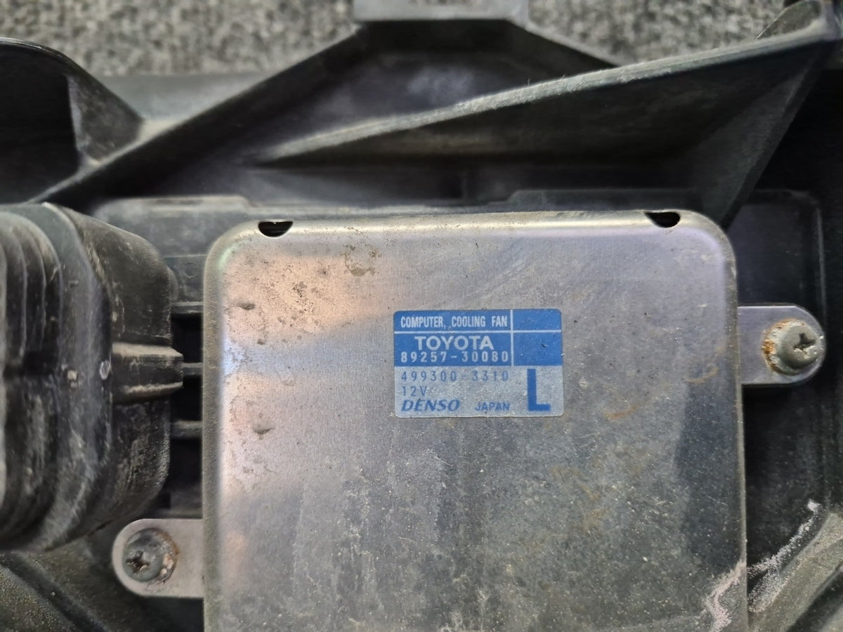 08-17 Lexus UVF46L LS600hL LS460 AWD Engine Radiator Cooling Fan Shroud Damaged