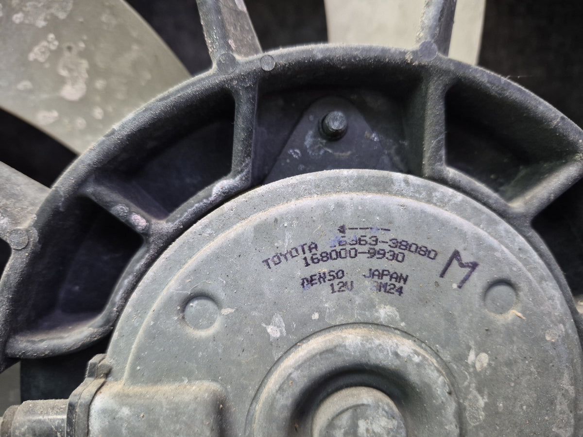 08-17 Lexus UVF46L LS600hL LS460 AWD Engine Radiator Cooling Fan Shroud Damaged