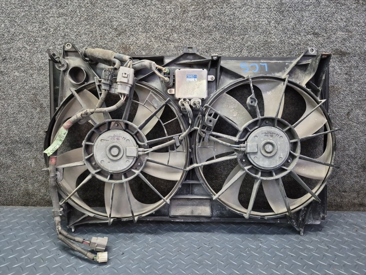 08-17 Lexus UVF46L LS600hL LS460 AWD Engine Radiator Cooling Fan Shroud Damaged