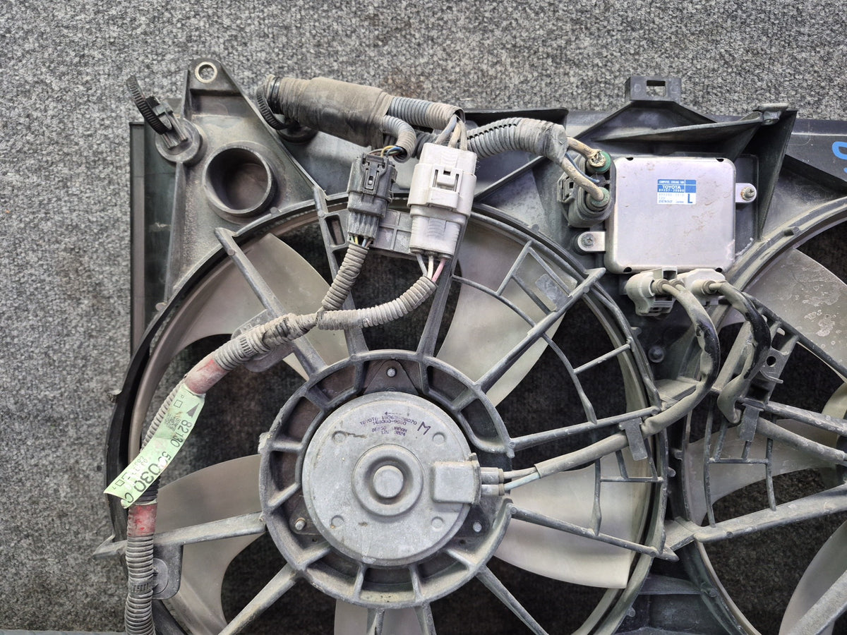 08-17 Lexus UVF46L LS600hL LS460 AWD Engine Radiator Cooling Fan Shroud Damaged