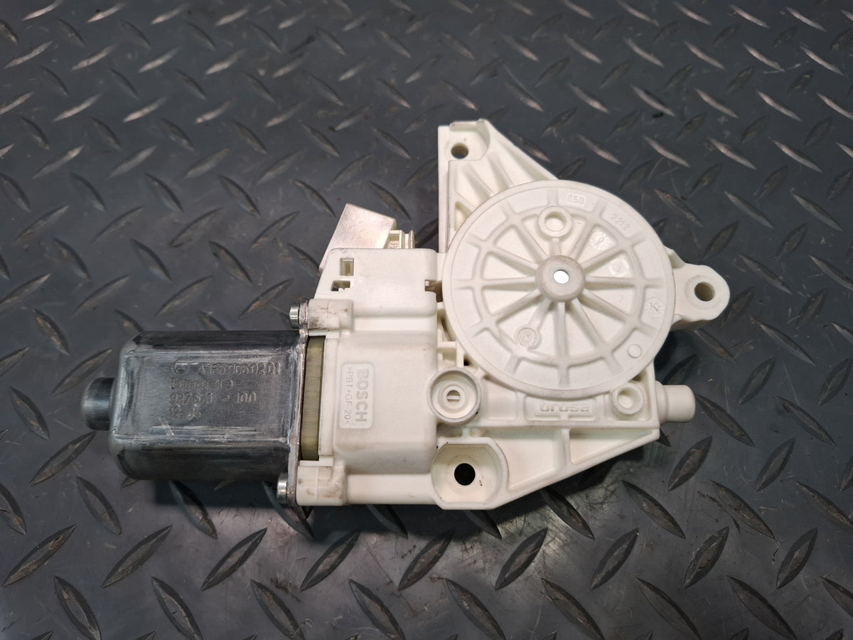 2012-2015 Mercedes W166 Ml-class Front Left Driver Side Window Regulator Motor