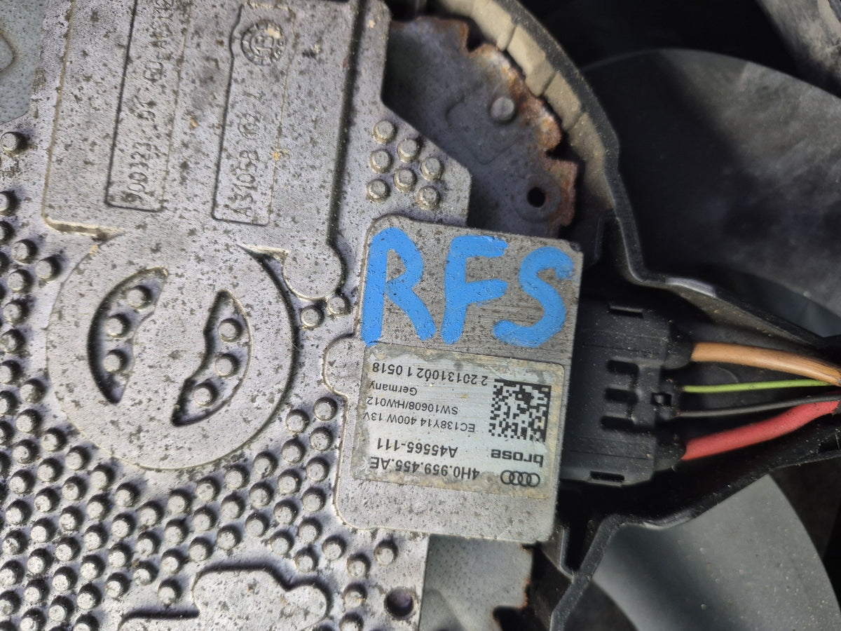 13-15 Audi RS5 8F7 4.2L V8 Engine Radiator Cooling Fan Motor Shroud 87K OEM