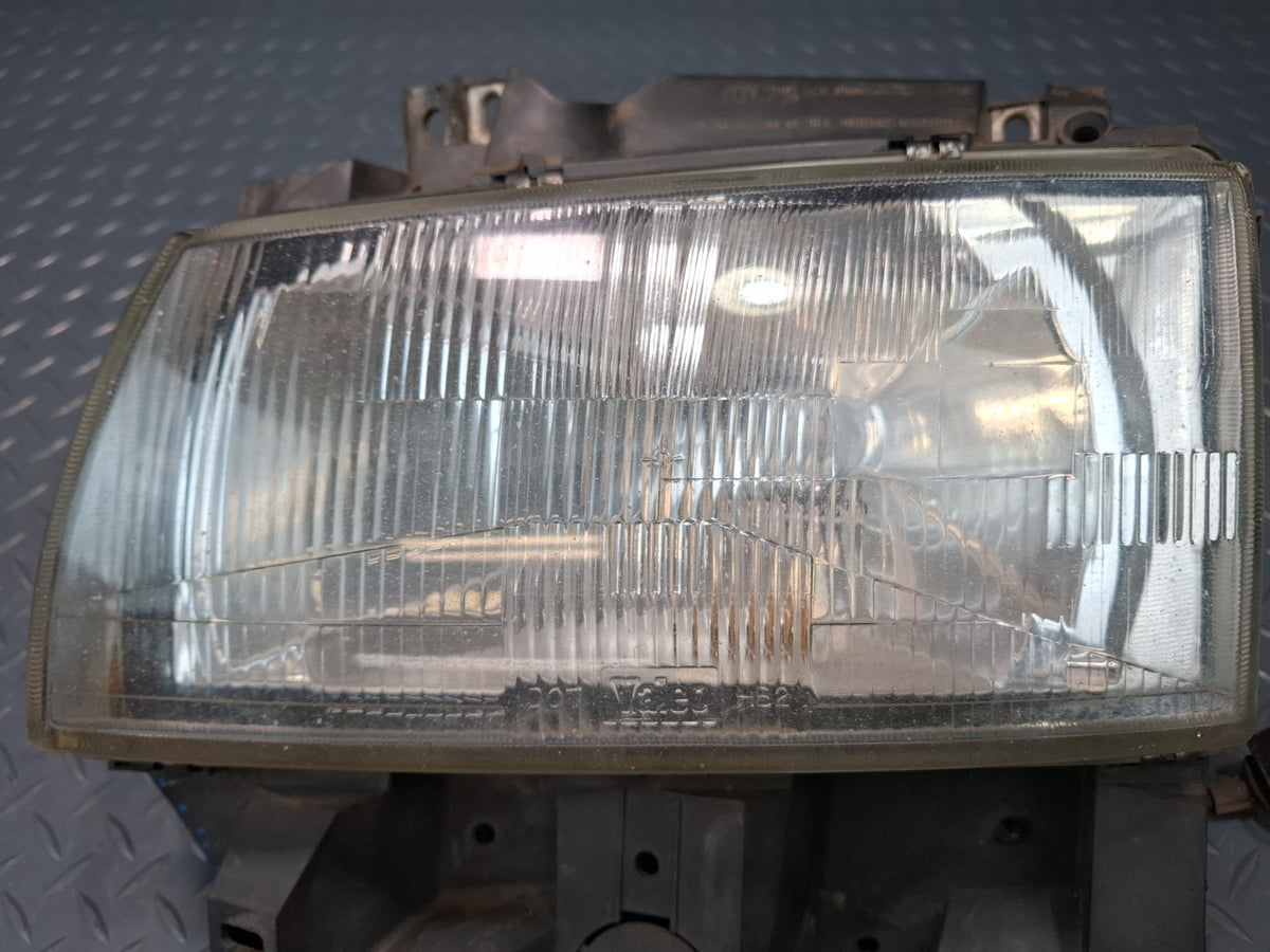 99-03 VW Eurovan T4 Front Left Halogen Headlight Lamp OEM Damaged