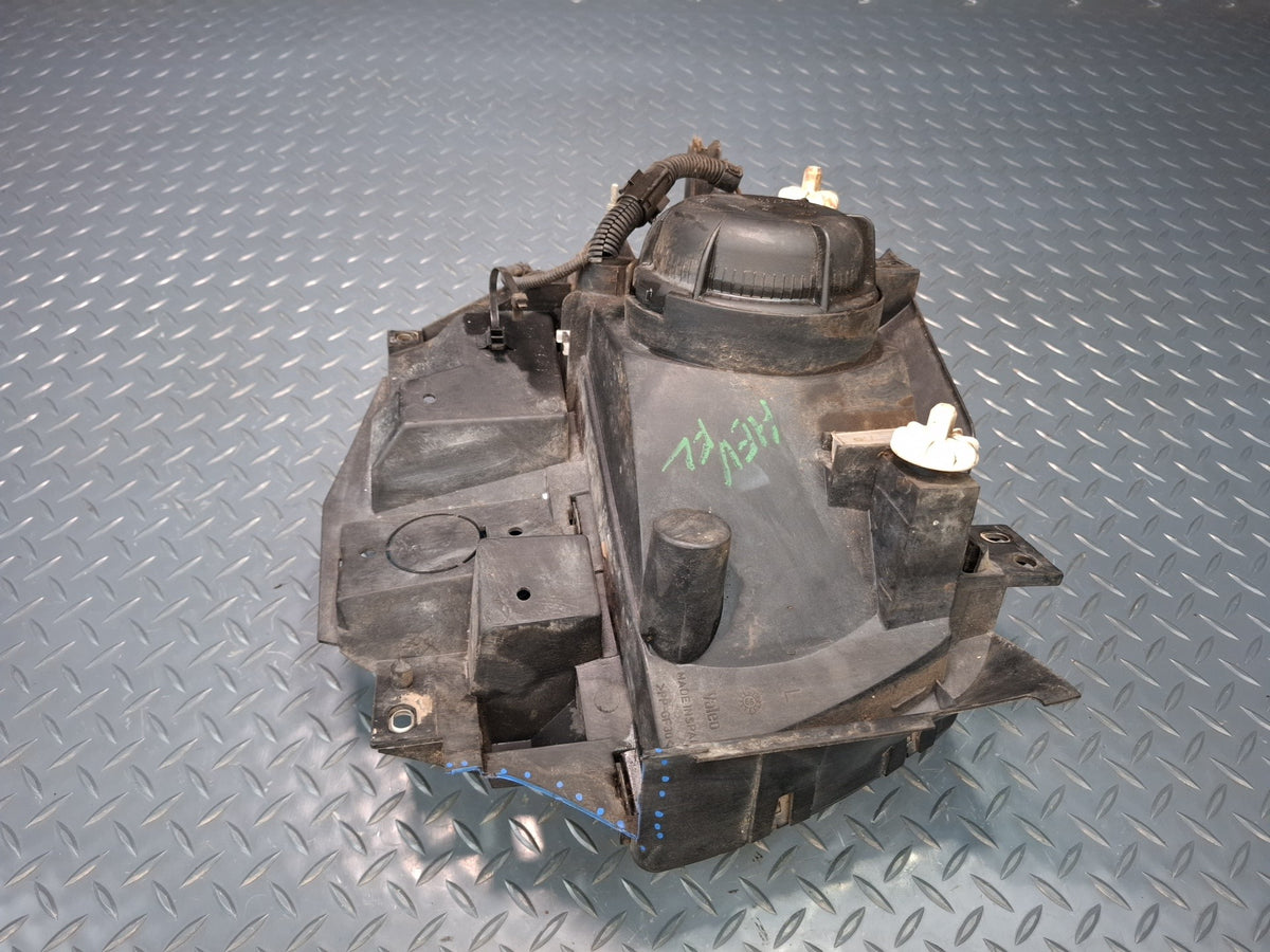 99-03 VW Eurovan T4 Front Left Halogen Headlight Lamp OEM Damaged