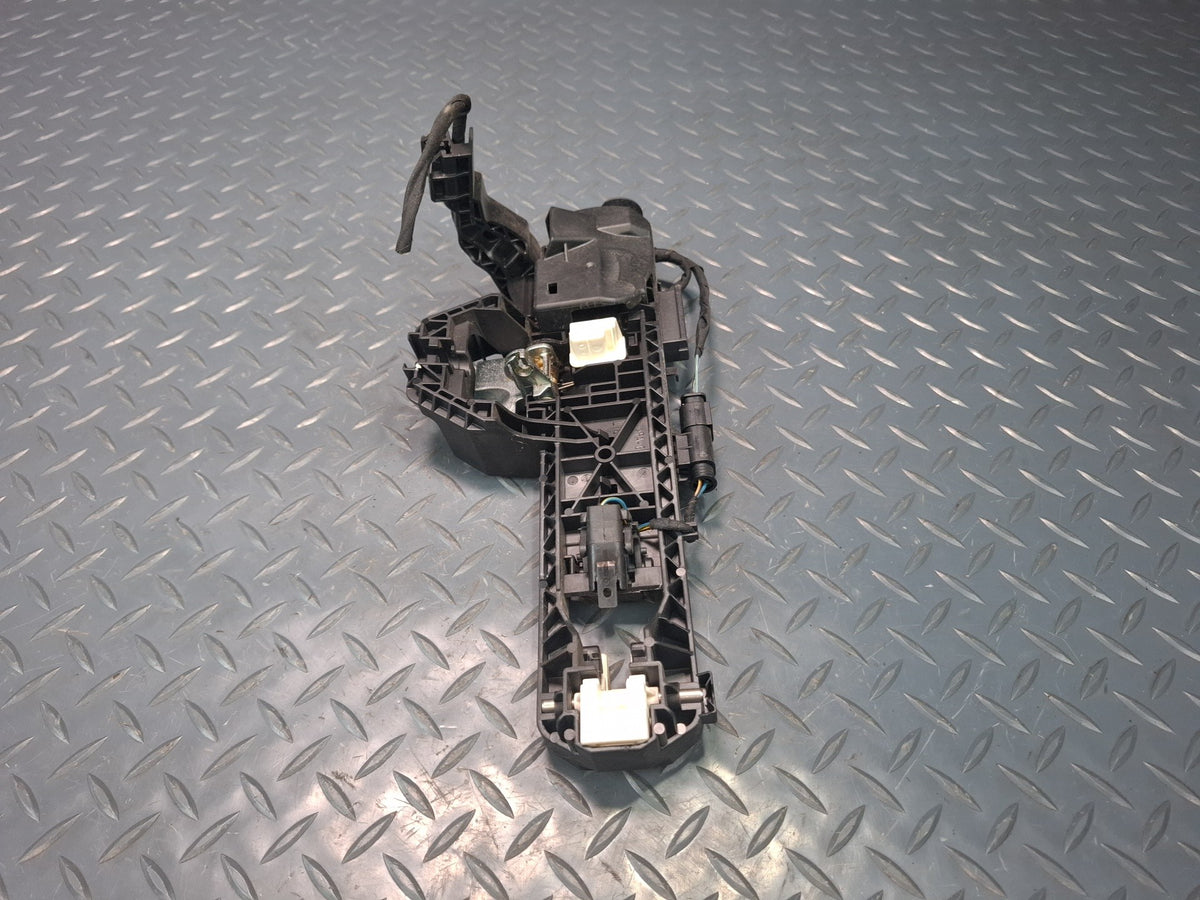 2012-2015 Mercedes W166 Ml-class Front Left Driver Side Door Exterior Handle