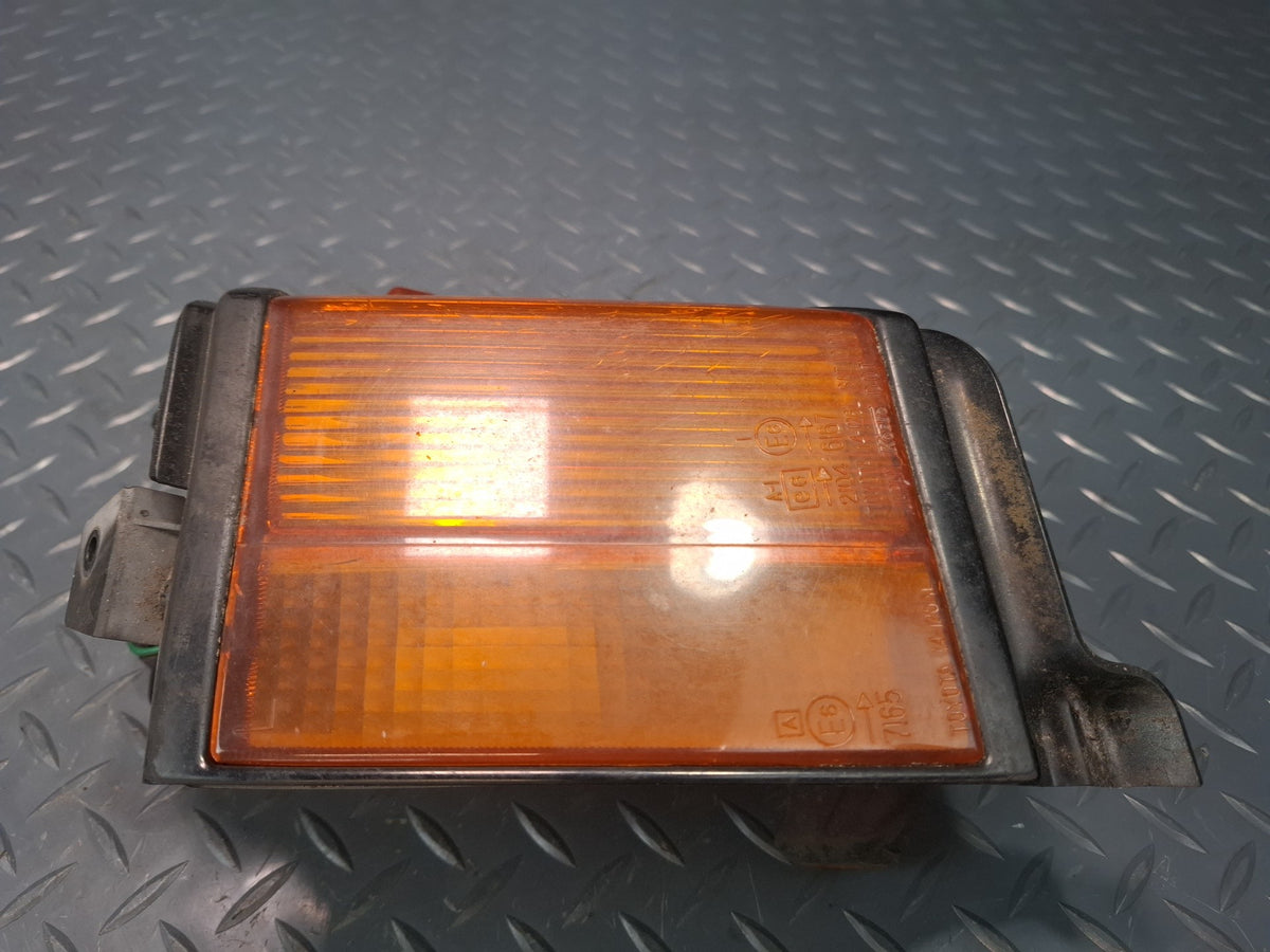82-83 Toyota Celica RA65 Set of 2 Front Turn Signal Corner Light Lamp Damaged