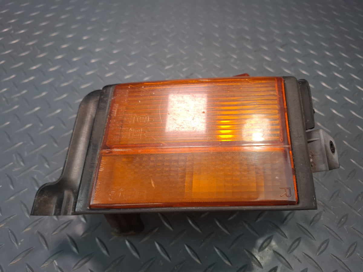 82-83 Toyota Celica RA65 Set of 2 Front Turn Signal Corner Light Lamp Damaged