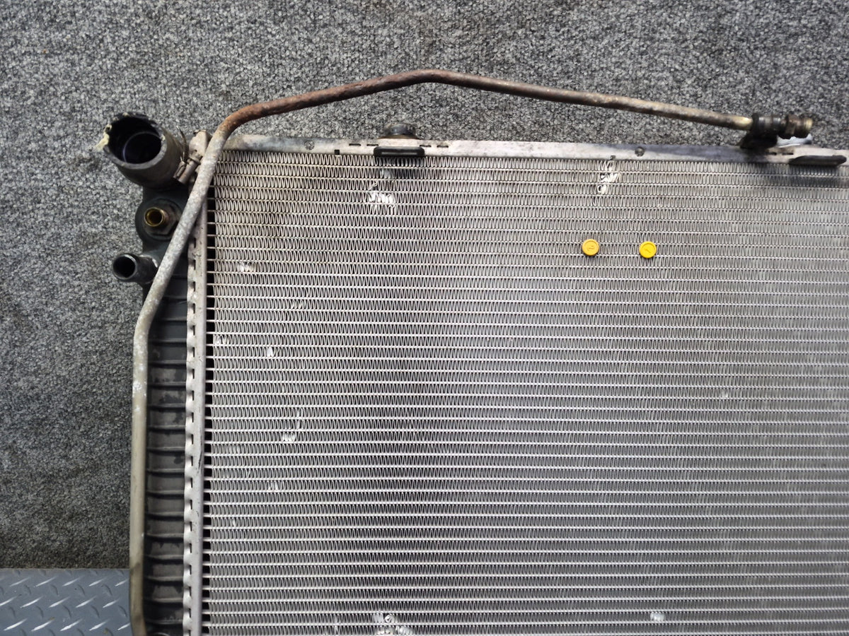 96-99 Mercedes R129 SL500 Engine Cooling Radiator 1295000103 OEM