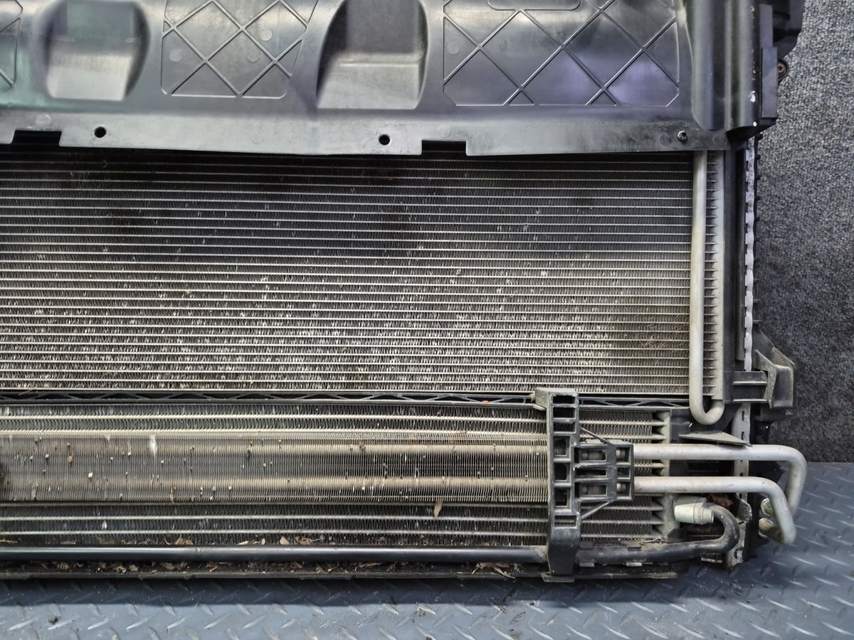11-16 Porsche Panamera 970 3.6L AWD Engine Coolant Radiator Condenser Fan Assy