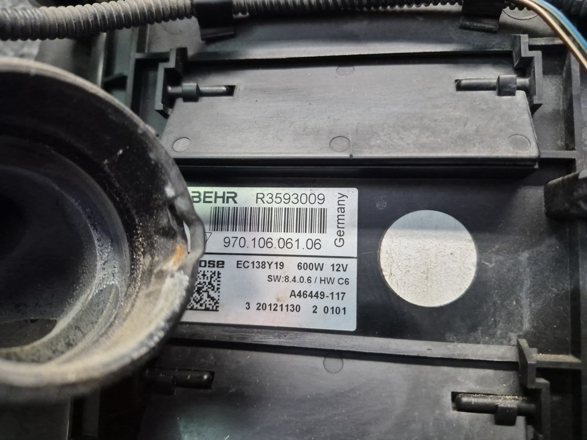 11-16 Porsche Panamera 970 3.6L AWD Engine Coolant Radiator Condenser Fan Assy