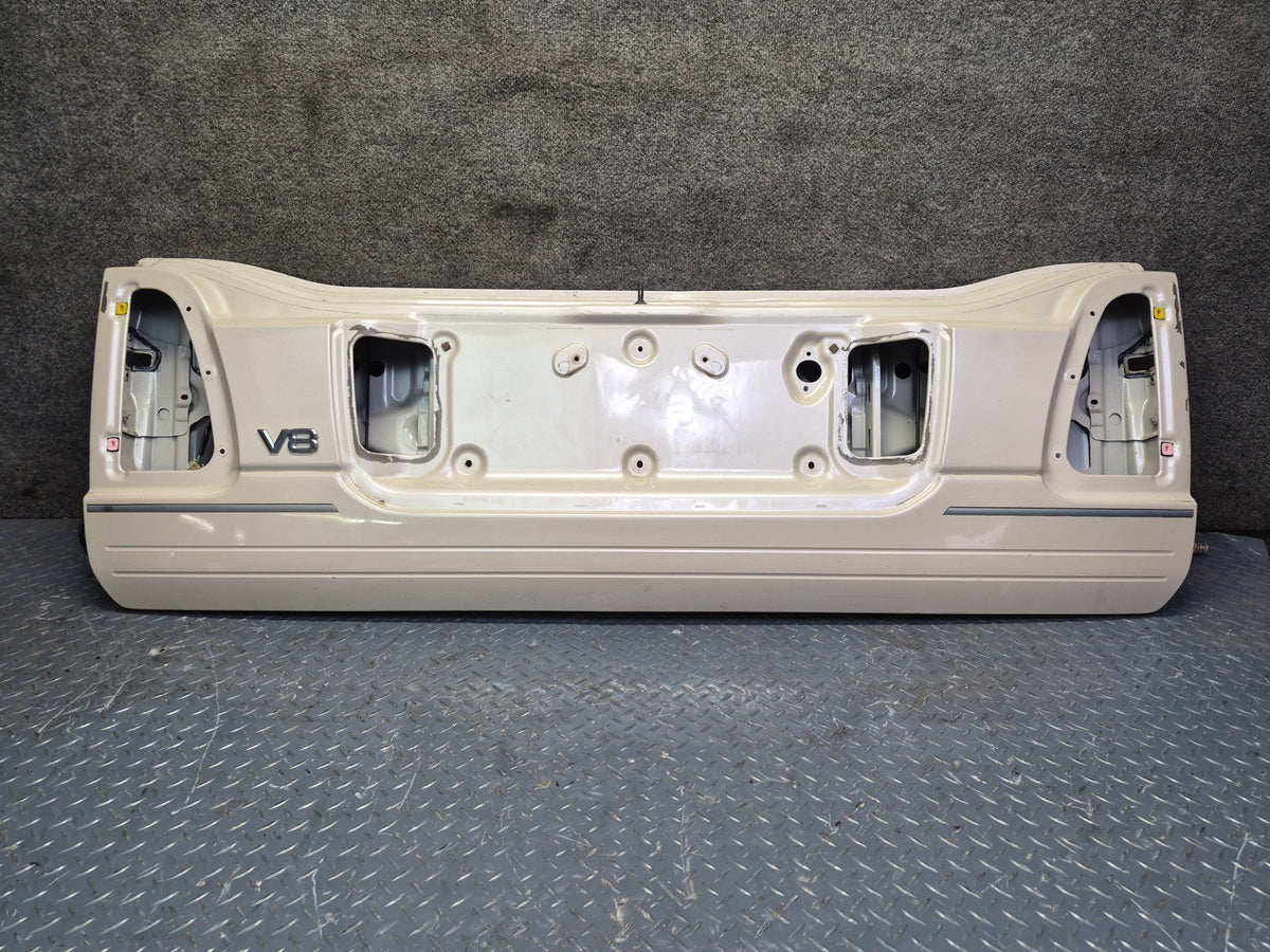 2004-2007 Lexus UZJ100L LX470 Rear Trunk Lid Tailgate Lower Gate Panel