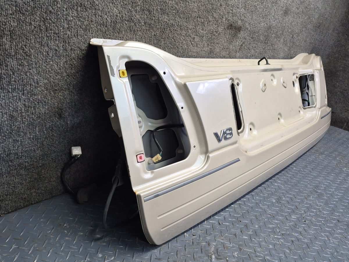 2004-2007 Lexus UZJ100L LX470 Rear Trunk Lid Tailgate Lower Gate Panel