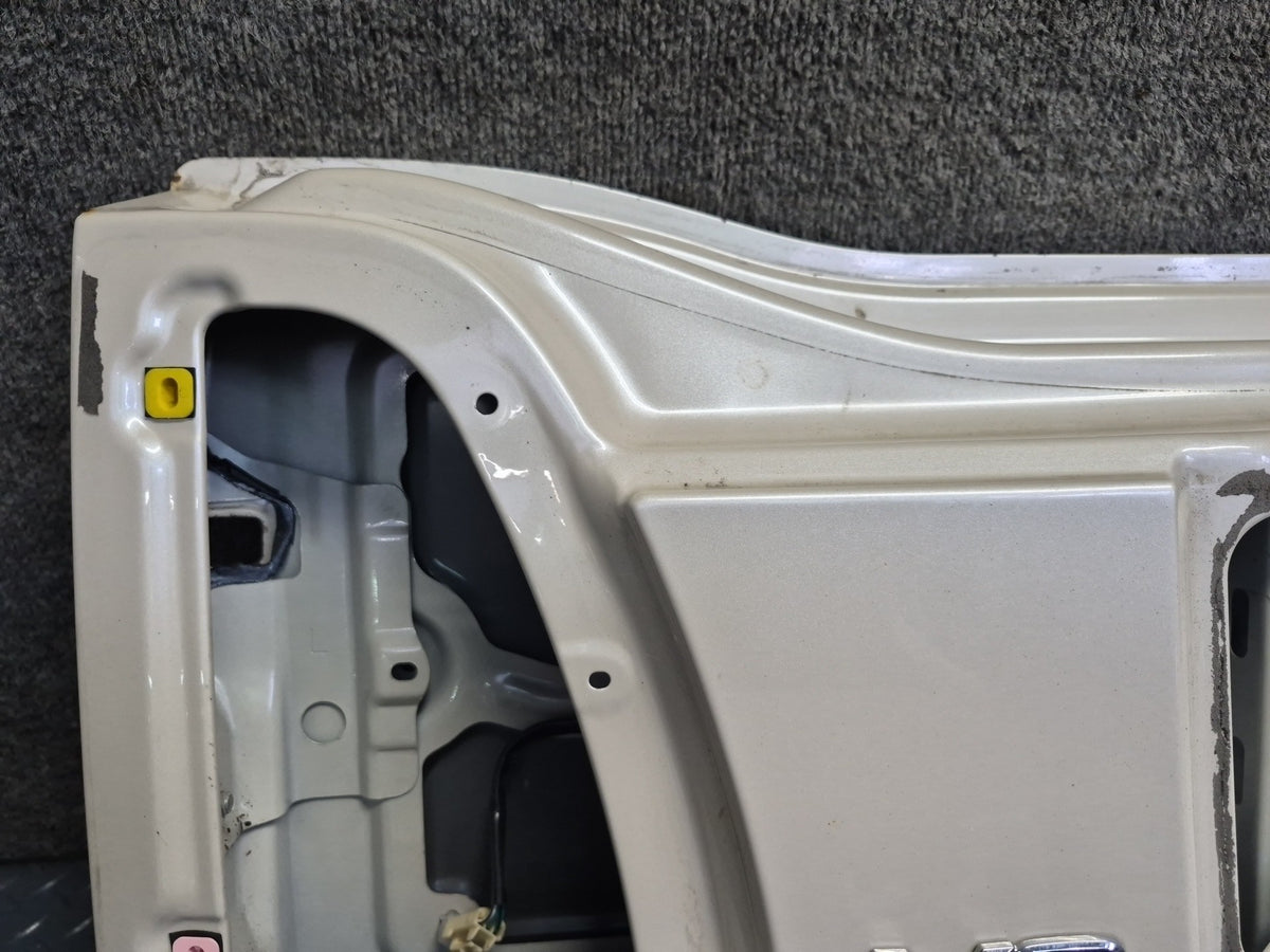 2004-2007 Lexus UZJ100L LX470 Rear Trunk Lid Tailgate Lower Gate Panel