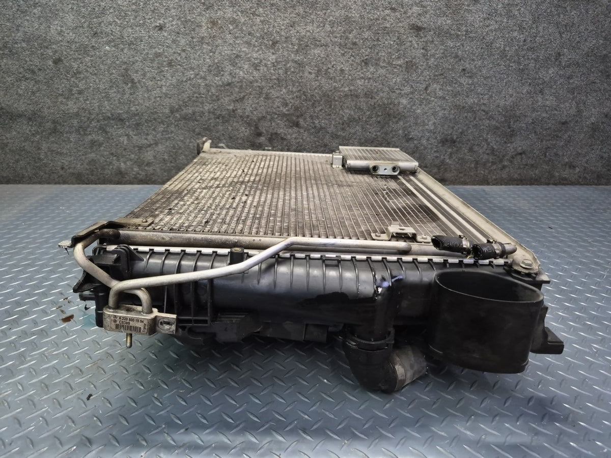 07-08 Mercedes R230 SL550 M273 Engine Radiator A/C Condenser Fan Shroud Set OEM